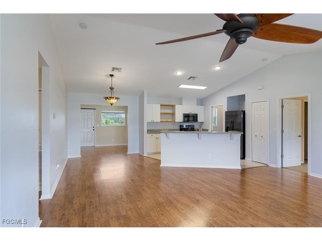 13390 Almond Drive Fort Myers FL 33908 2025008401 image2