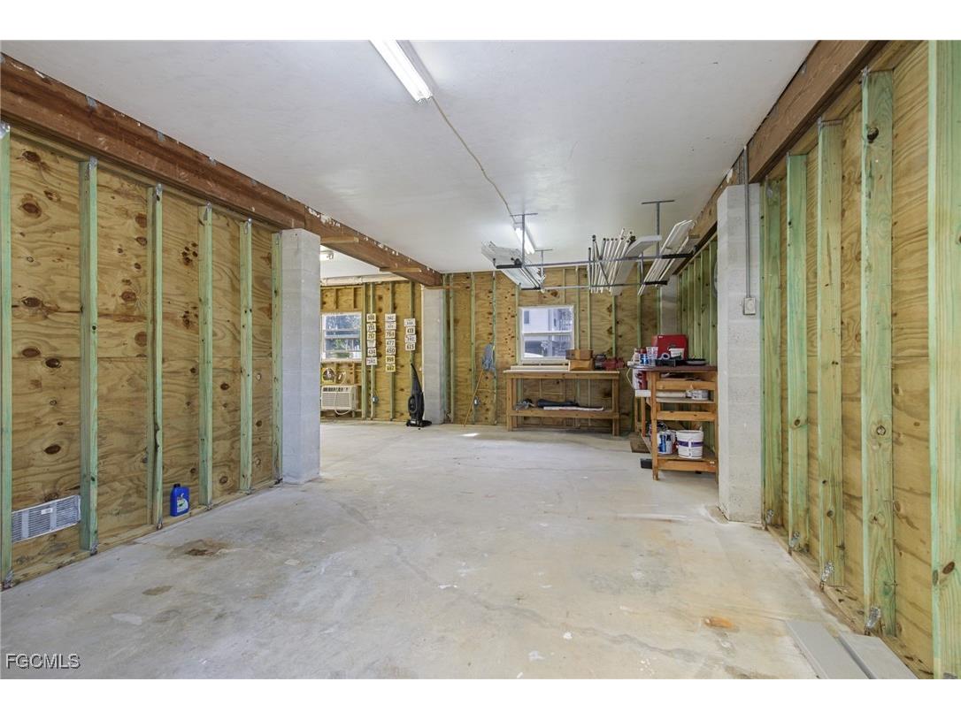 13390 Almond Drive Fort Myers FL 33908 2025008401 image28