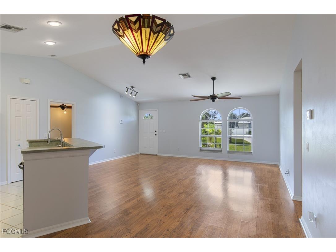 13390 Almond Drive Fort Myers FL 33908 2025008401 image4