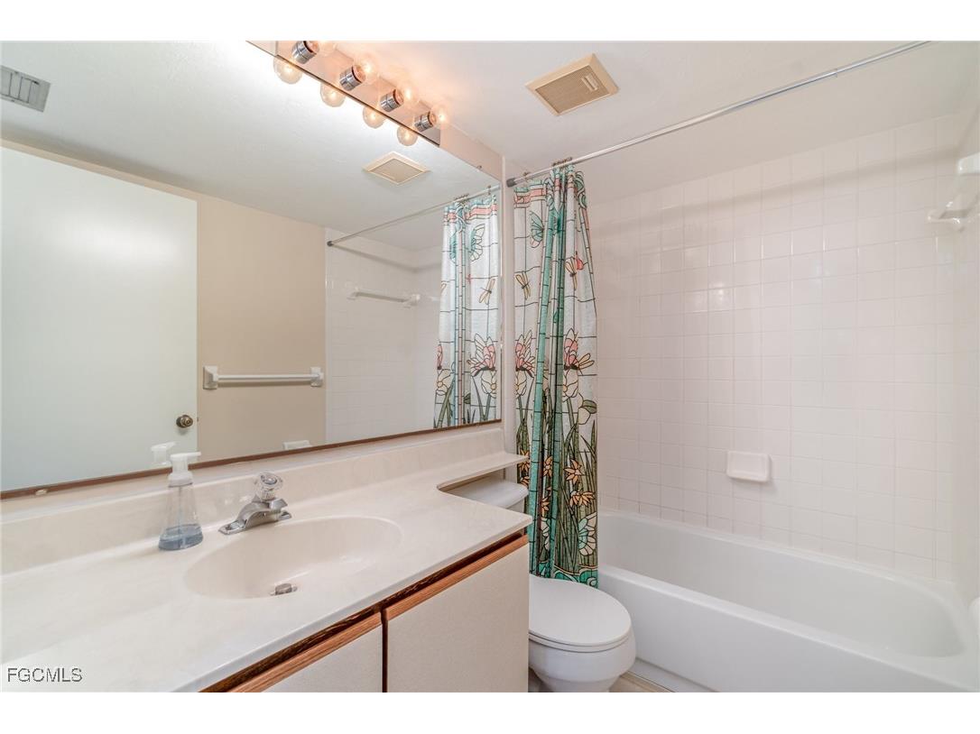 13391 Gateway Drive #113 Fort Myers FL 33919 2025018497 image17