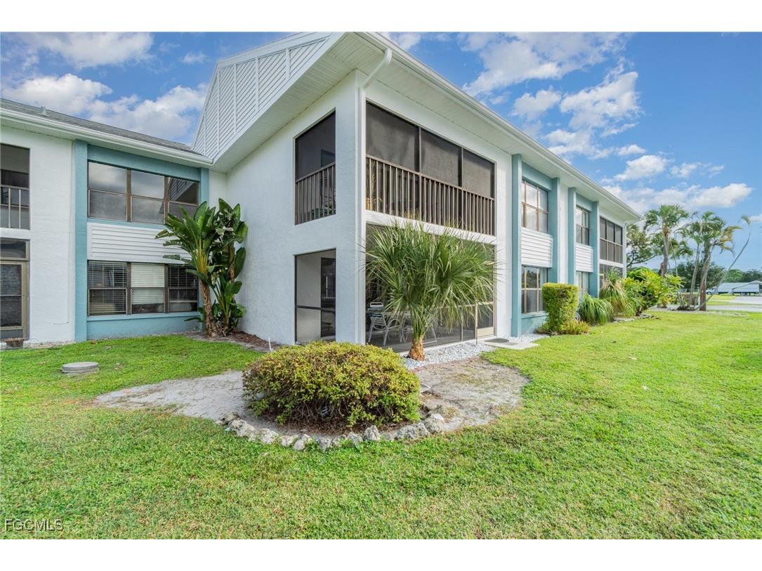13391 Gateway Drive #113 Fort Myers FL 33919 2025018497 image24