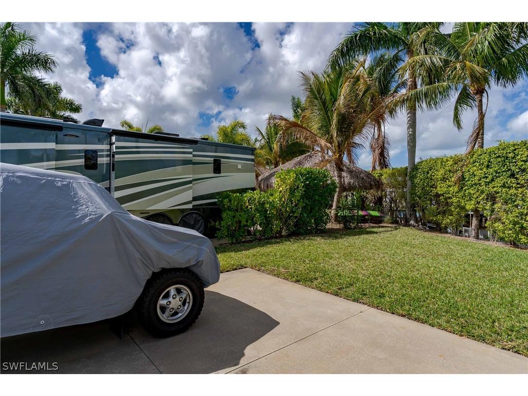 13399 Snook Circle Naples FL 34114 226010323 image9