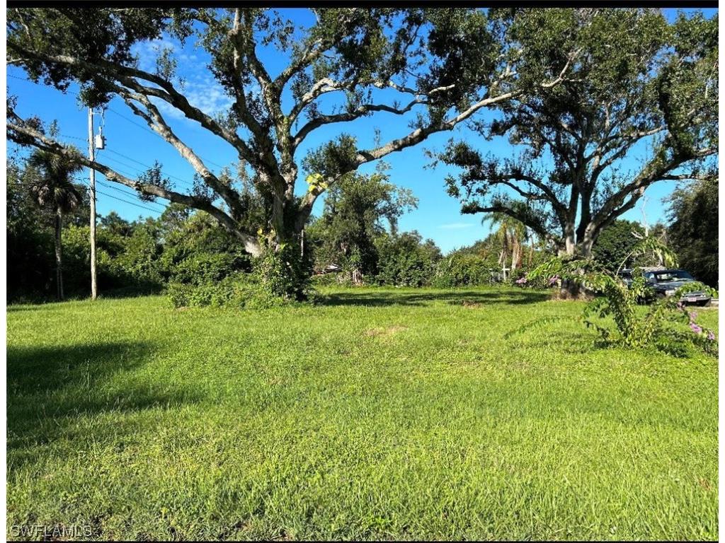 134 136 138 Powell Creek Circle North Fort Myers FL 33917 223078820 image1