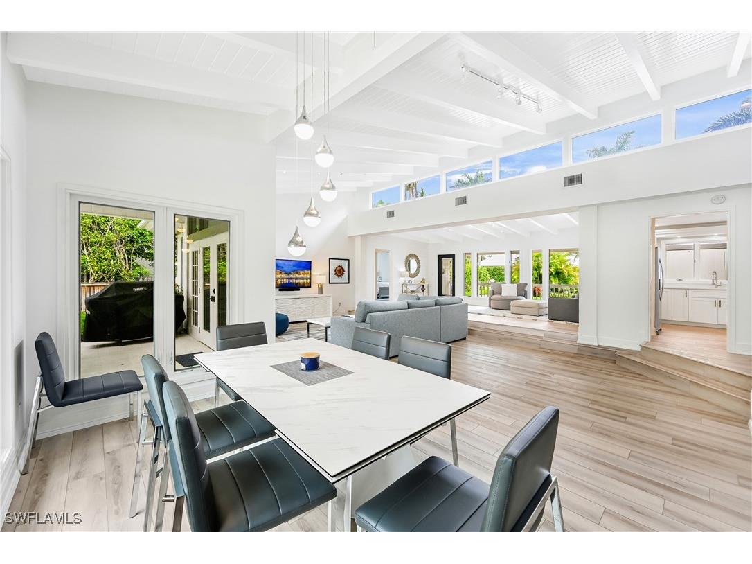 134 16th Avenue S Naples FL 34102 225059006 image4