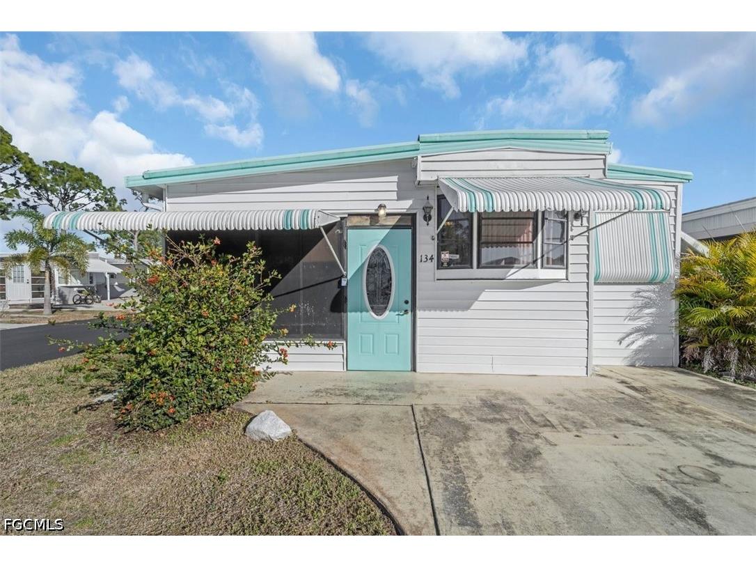 134 Amble Drive North Fort Myers FL 33903 2026003046 image3