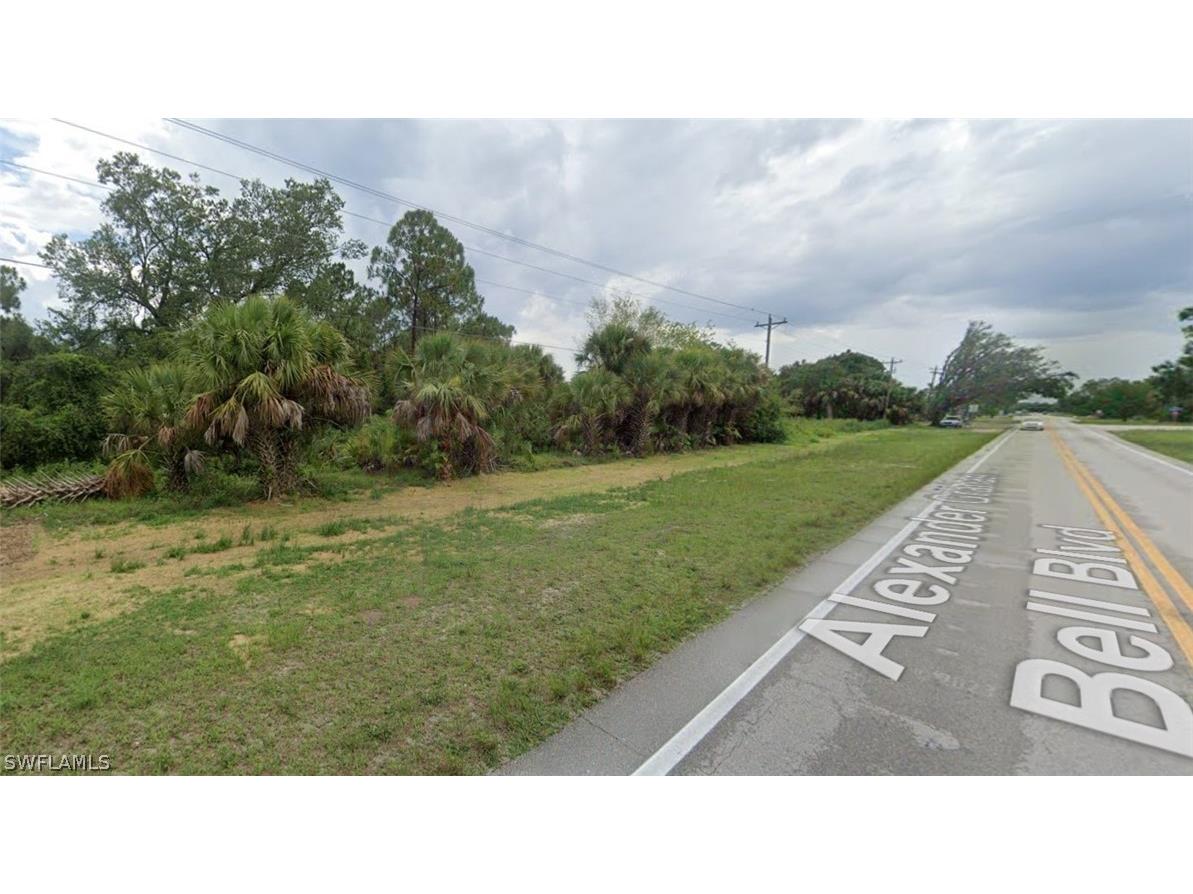 134 Bell Boulevard S Lehigh Acres FL 33974 224047240 image1