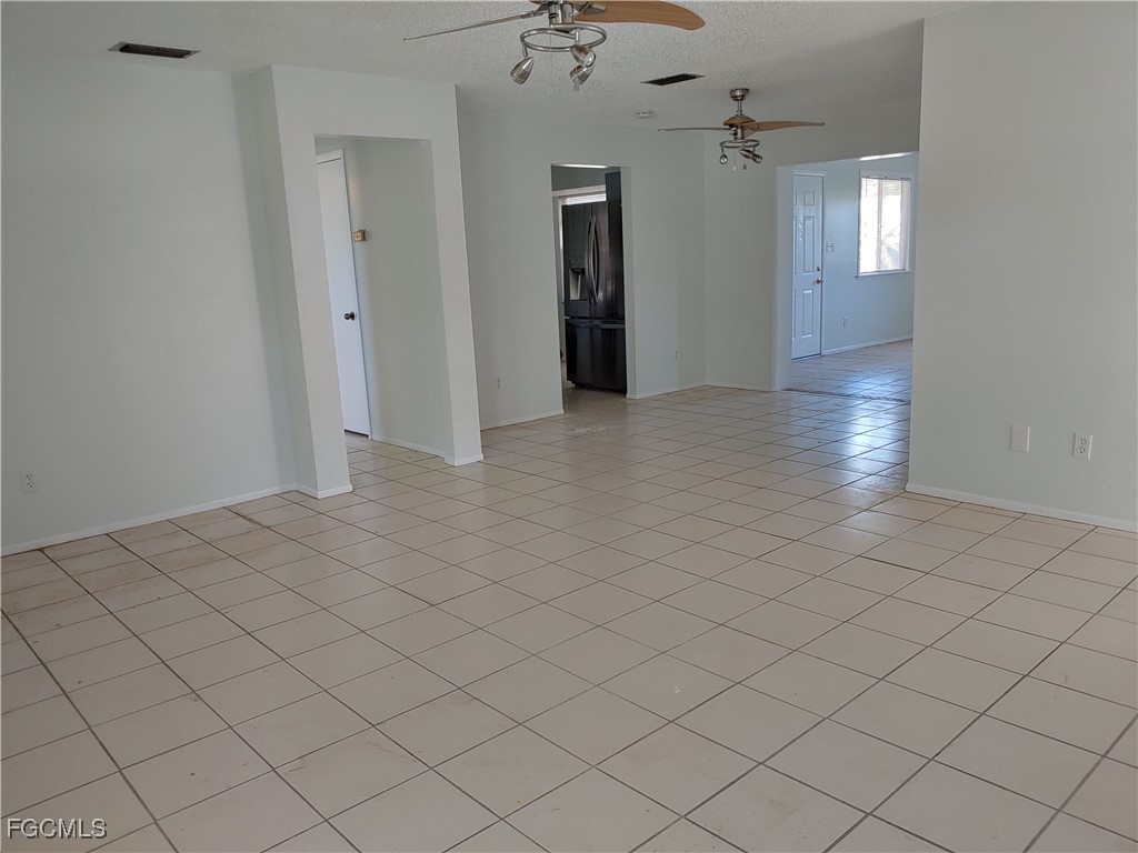 134 Connecticut Avenue Fort Myers FL 33905 2025022855 image2