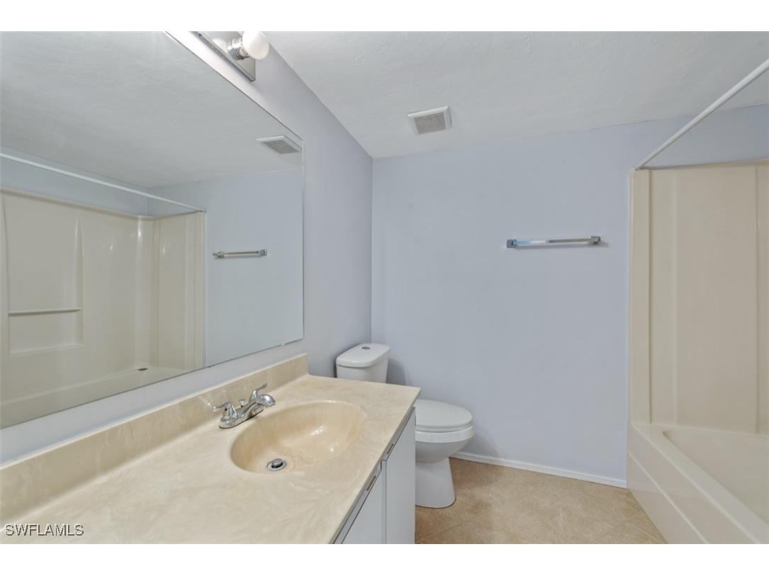 134 Cypress Way E #301 Naples FL 34110 225069655 image7