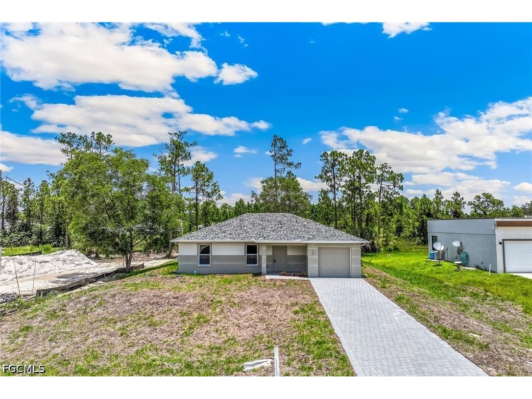 134 Greenbriar Boulevard Lehigh Acres FL 33972 2026028893 image2