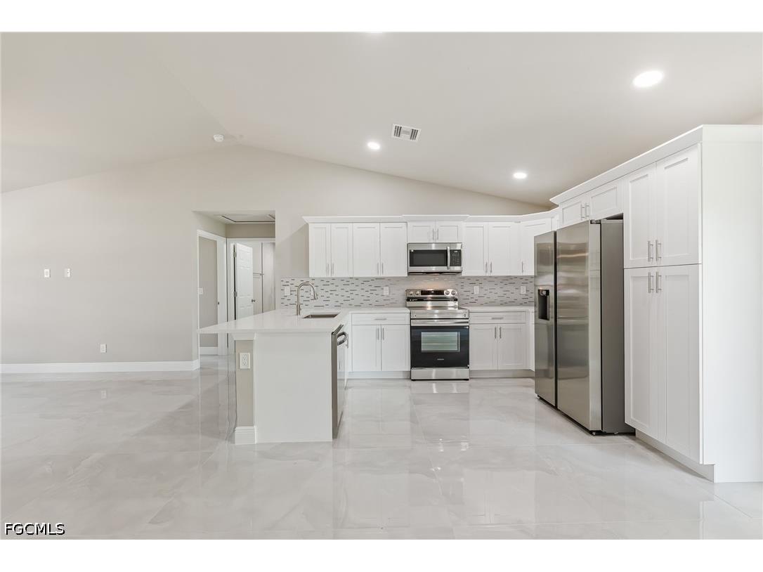 134 Greenbriar Boulevard Lehigh Acres FL 33972 2026028893 image7