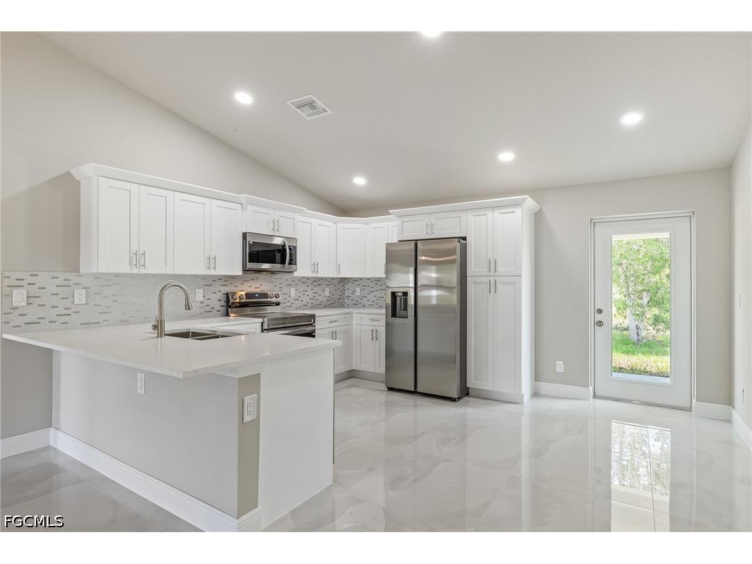 134 Greenbriar Boulevard Lehigh Acres FL 33972 2026028893 image8