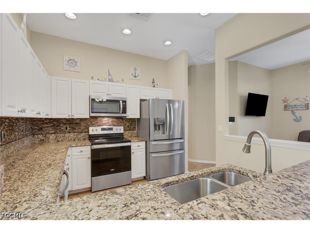 134 SE 18th Street Cape Coral FL 33990 2026014460 image4