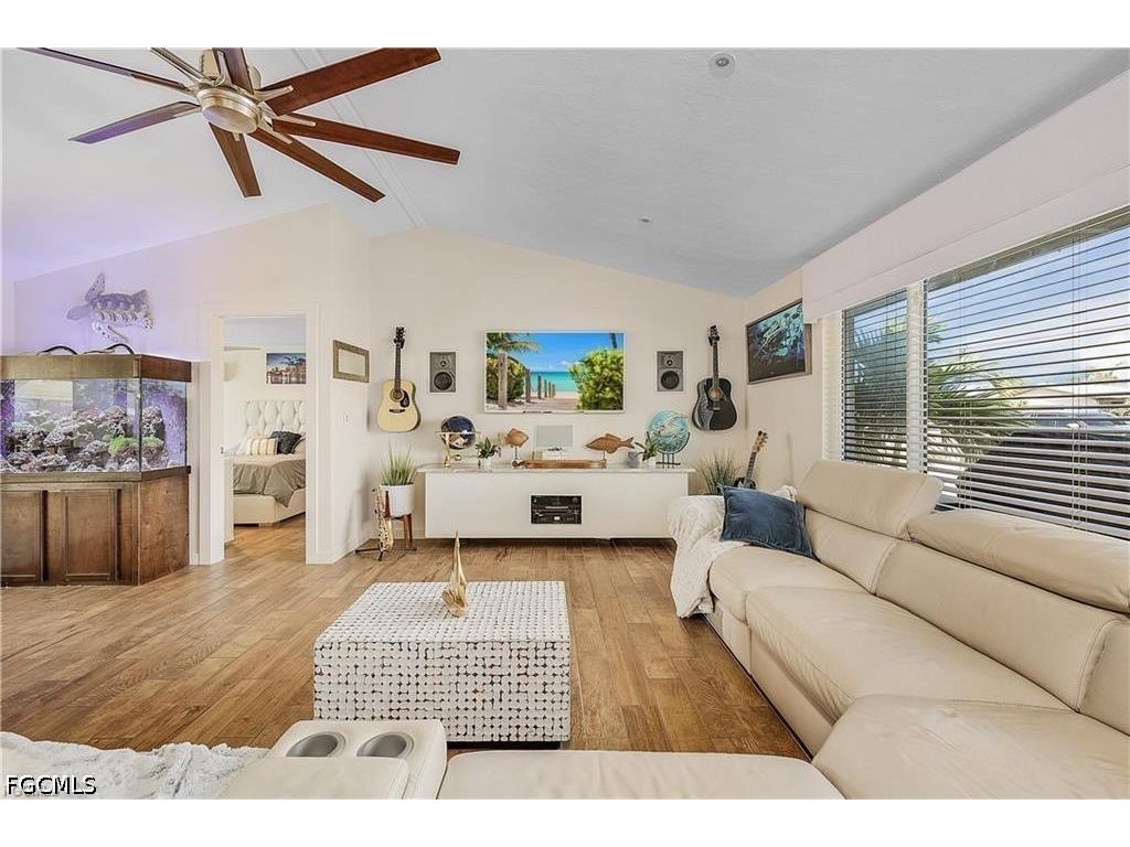 134 SW 53rd Terrace Cape Coral FL 33914 2026014731 image5