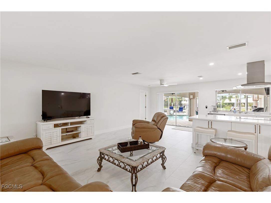 134 SW 57th Terrace Cape Coral FL 33914 2025019306 image6