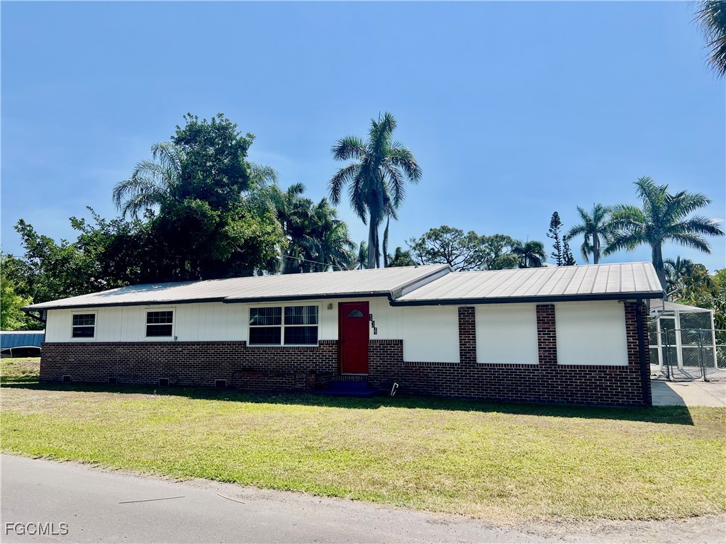 134 Standish Circle North Fort Myers FL 33903 2025003980 image1