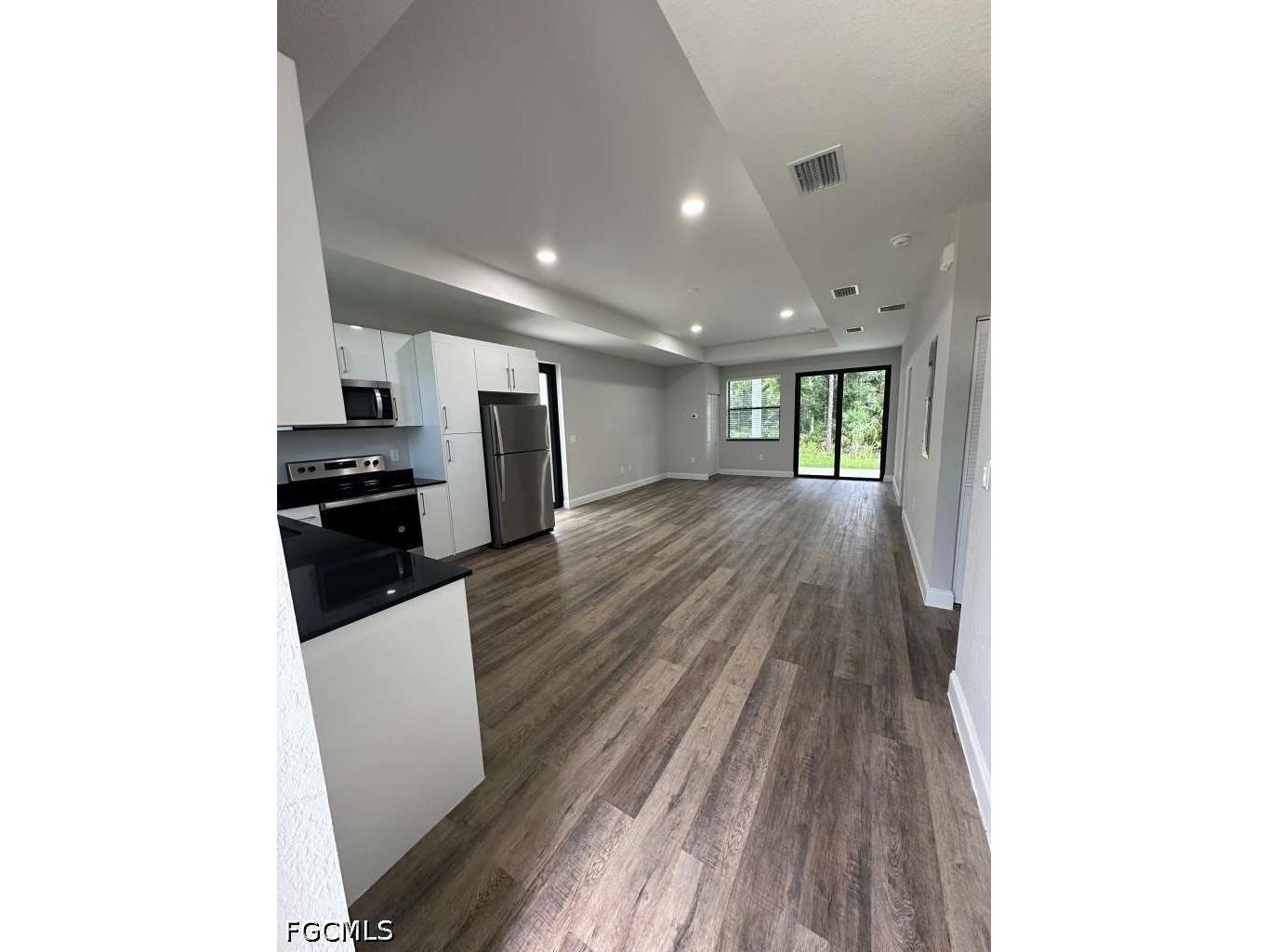 134 Viewpoint Drive Lehigh Acres FL 33972 2026026444 image2
