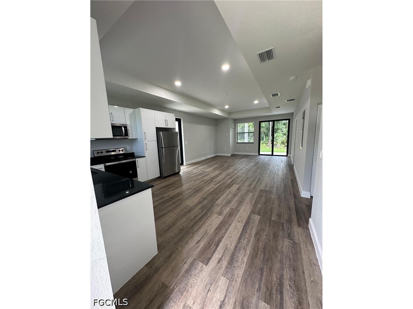 134 Viewpoint Drive Lehigh Acres FL 33972 2026026444 image3
