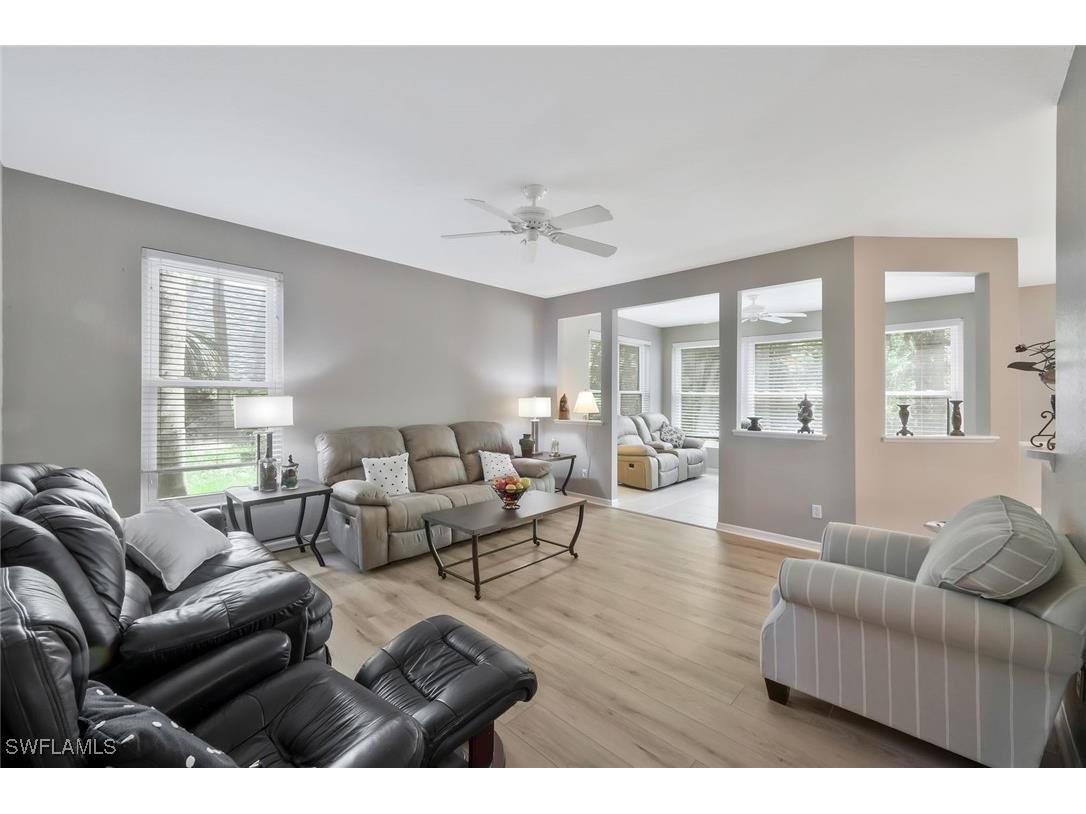 1340 Charleston Square Drive #101 Naples FL 34110 225048083 image1