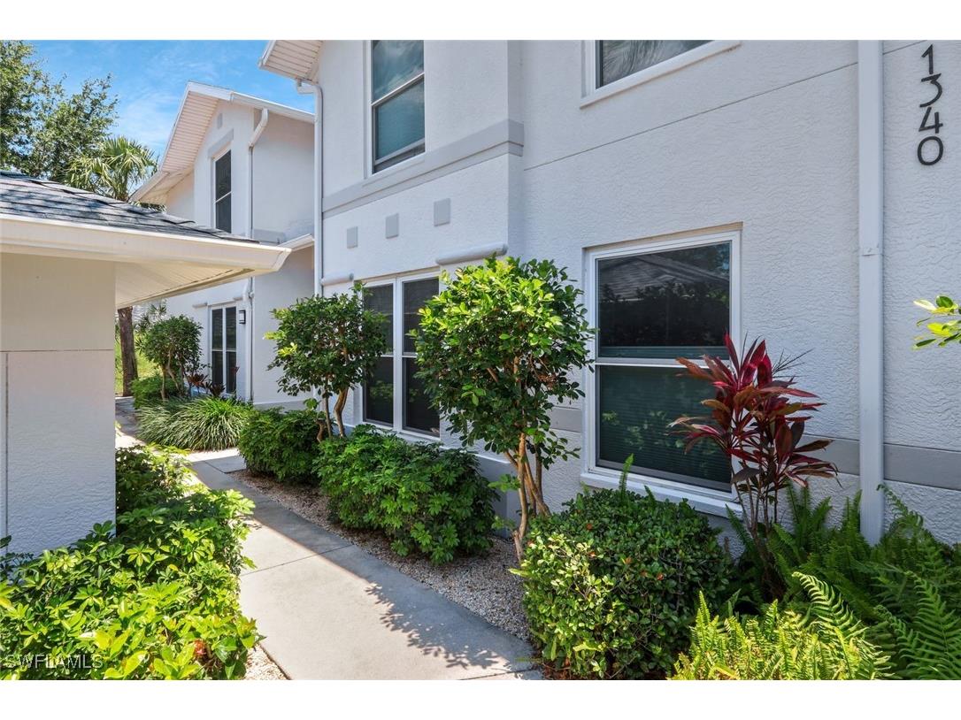 1340 Charleston Square Drive #101 Naples FL 34110 225048083 image19
