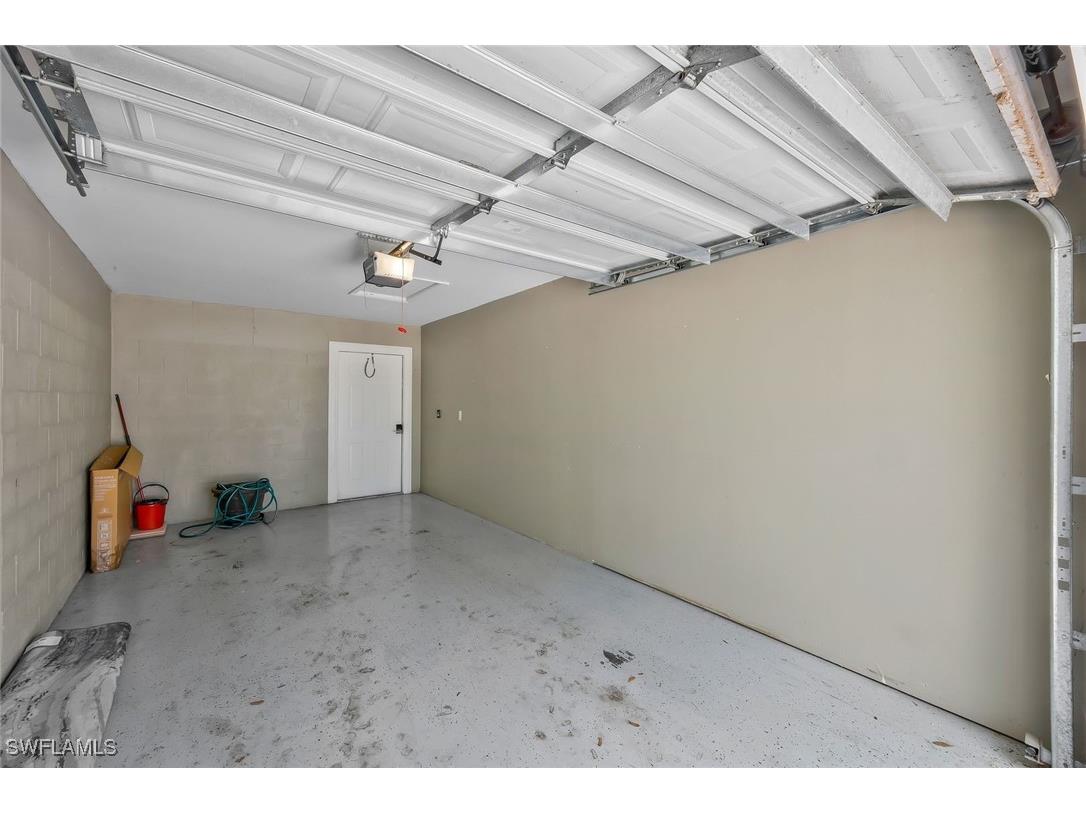 1340 Charleston Square Drive #101 Naples FL 34110 225048083 image20