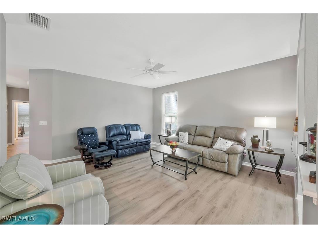 1340 Charleston Square Drive #101 Naples FL 34110 225048083 image3