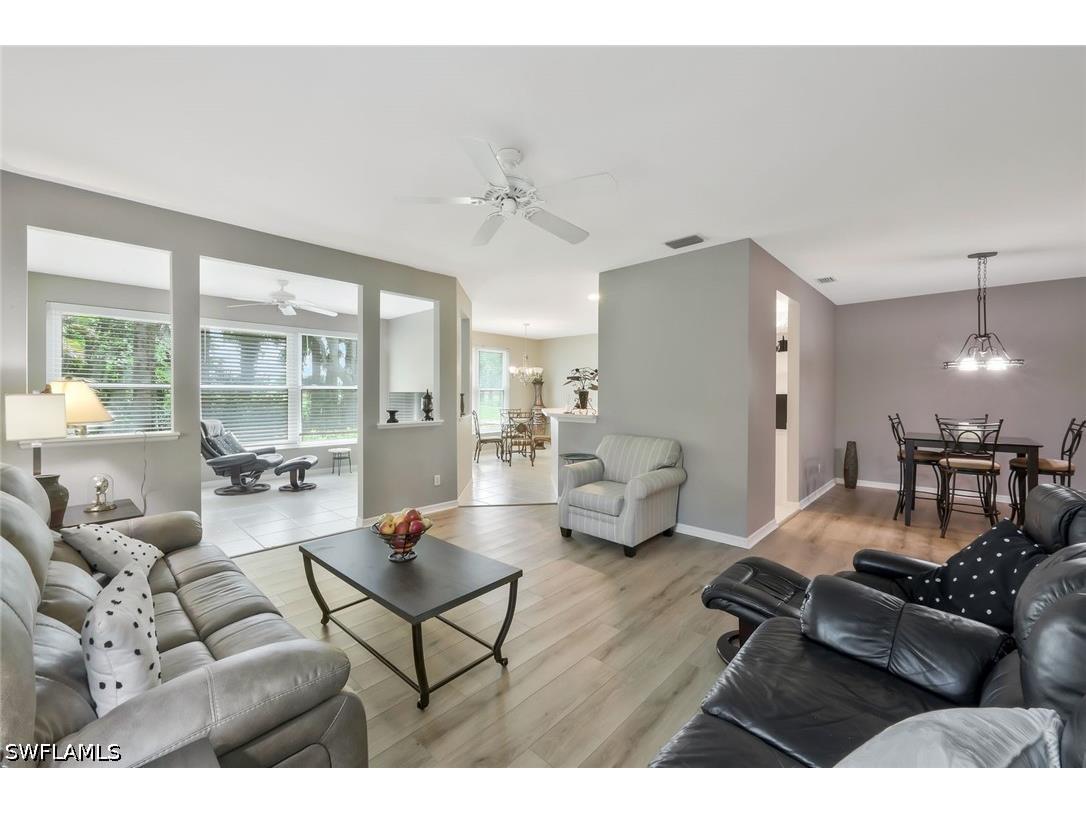 1340 Charleston Square Drive #101 Naples FL 34110 226023484 image1