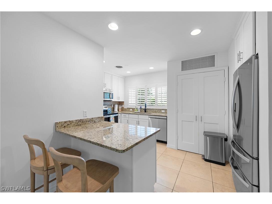 1340 Crayton Road #4 Naples FL 34102 226007033 image10