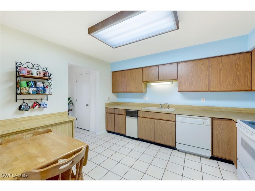 1340 Sandtrap Drive Fort Myers FL 33919 224088154 image6