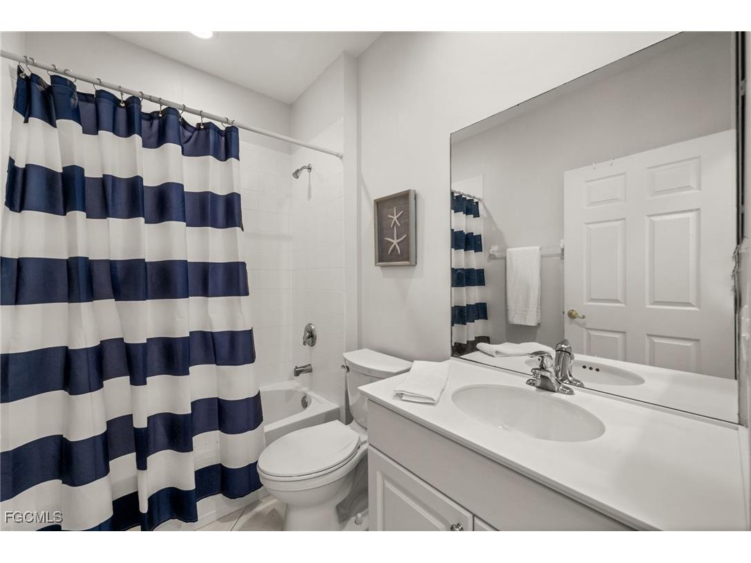 1340 Sweetwater Cove #202 Naples FL 34110 2025019071 image25