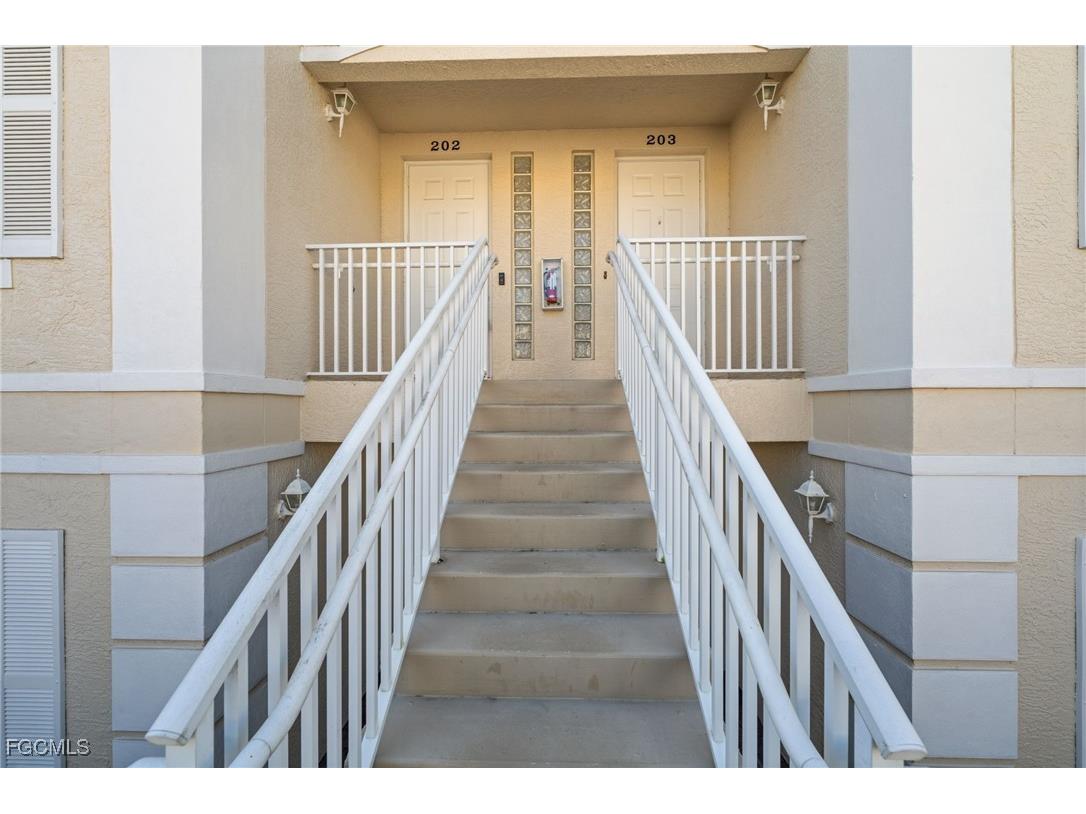 1340 Sweetwater Cove #202 Naples FL 34110 2025019071 image29