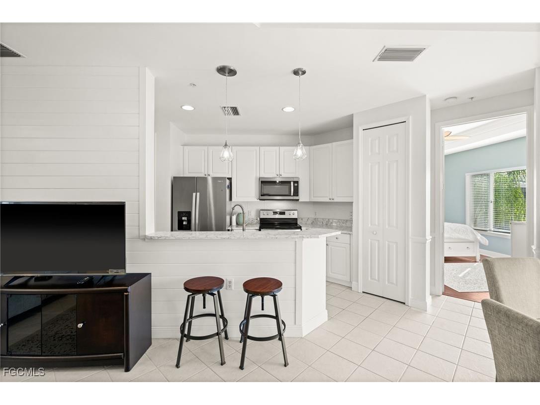 1340 Sweetwater Cove #202 Naples FL 34110 2025019071 image7
