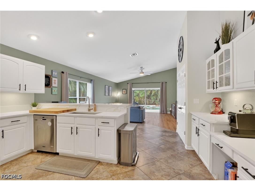 13404 Bristol Park Way Fort Myers FL 33913 2026018435 image9