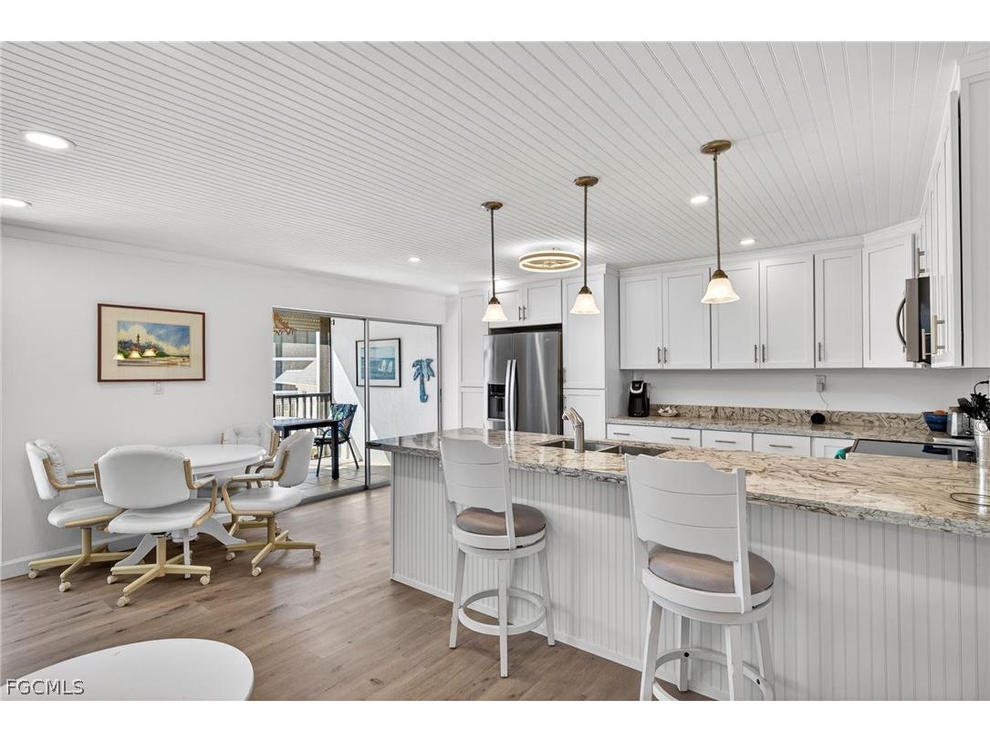 1341 Middle Gulf Drive #1-B Sanibel FL 33957 2026006037 image14