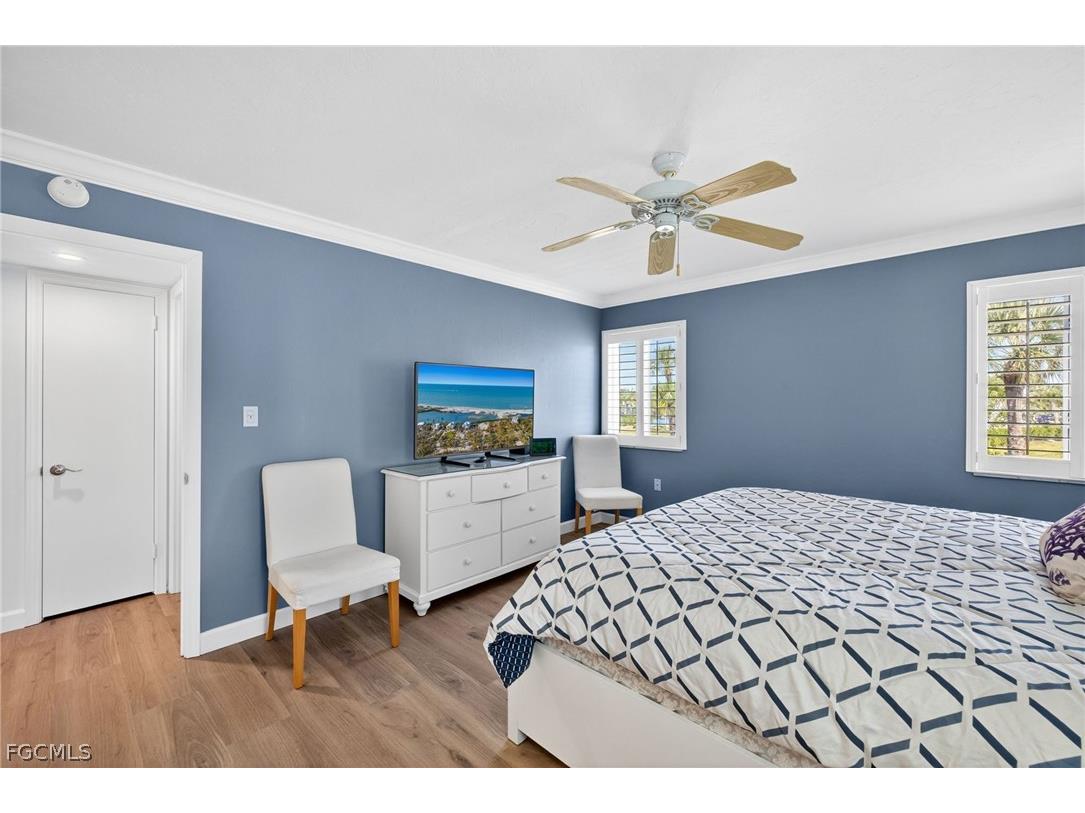 1341 Middle Gulf Drive #1-B Sanibel FL 33957 2026006037 image21