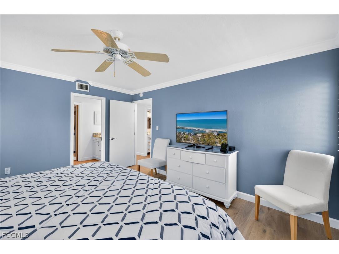1341 Middle Gulf Drive #1-B Sanibel FL 33957 2026006037 image22
