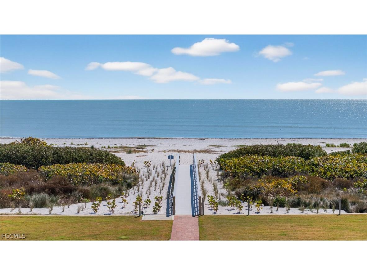 1341 Middle Gulf Drive #1-B Sanibel FL 33957 2026006037 image34