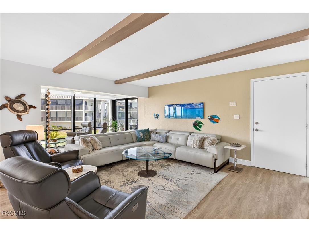 1341 Middle Gulf Drive #2-A Sanibel FL 33957 2025022185 image5