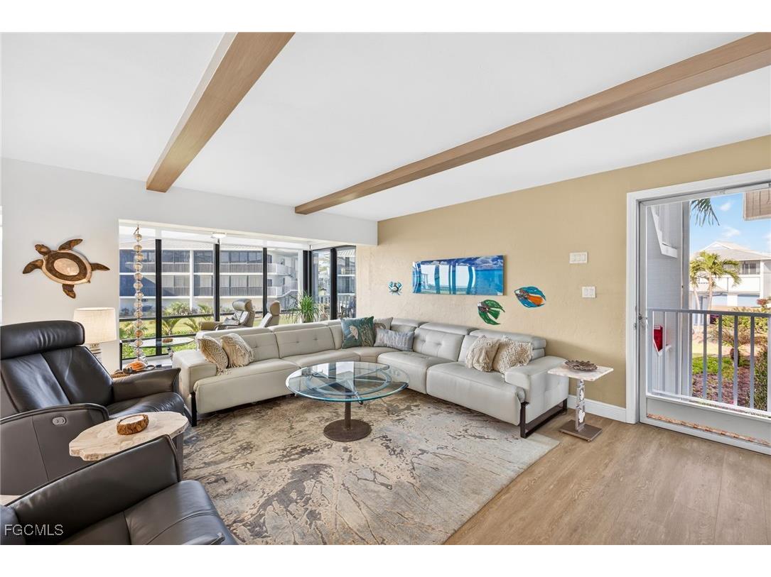 1341 Middle Gulf Drive #2-A Sanibel FL 33957 2025022185 image6