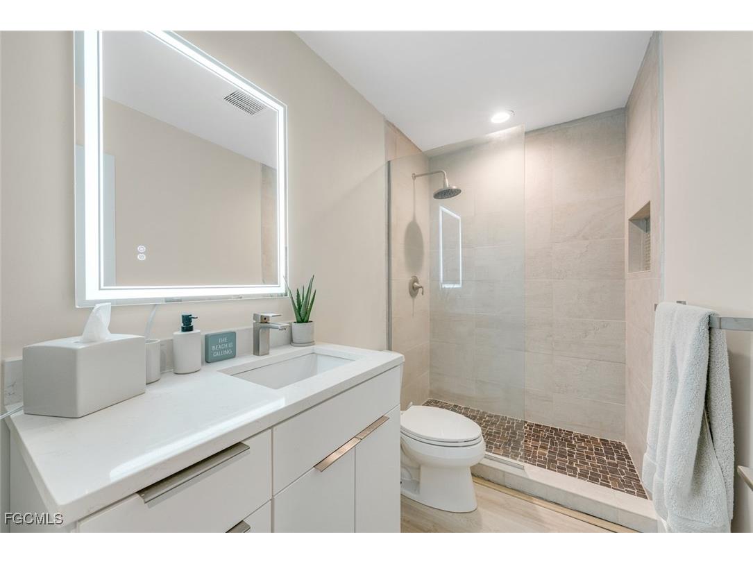 1341 Middle Gulf Drive #3D Sanibel FL 33957 2025023153 image24