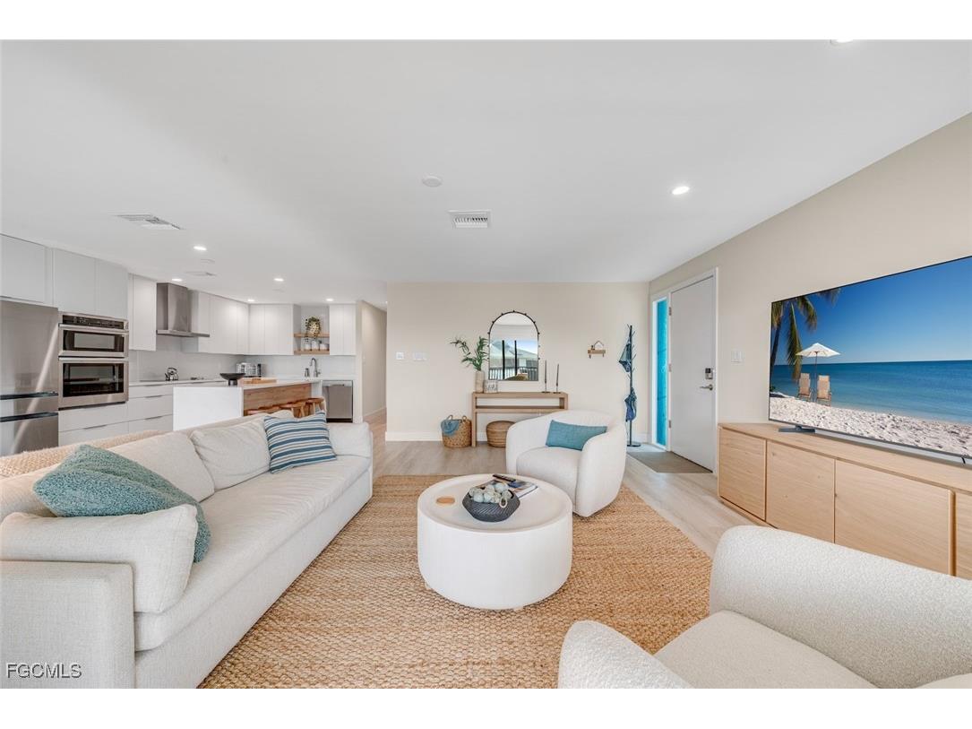 1341 Middle Gulf Drive #3D Sanibel FL 33957 2025023153 image8