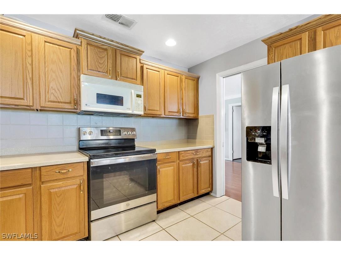 1341 Whiskey Creek Drive Fort Myers FL 33919 225084863 image17