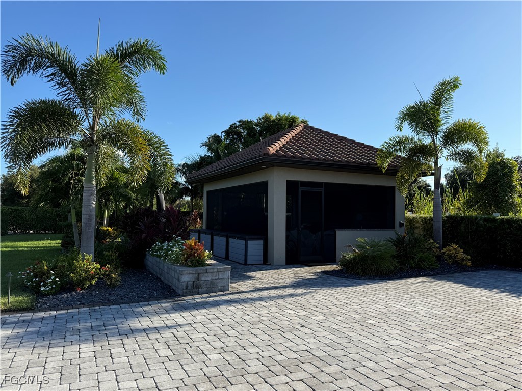 13410 Golden Palms Circle Fort Myers FL 33913 2025010481 image1