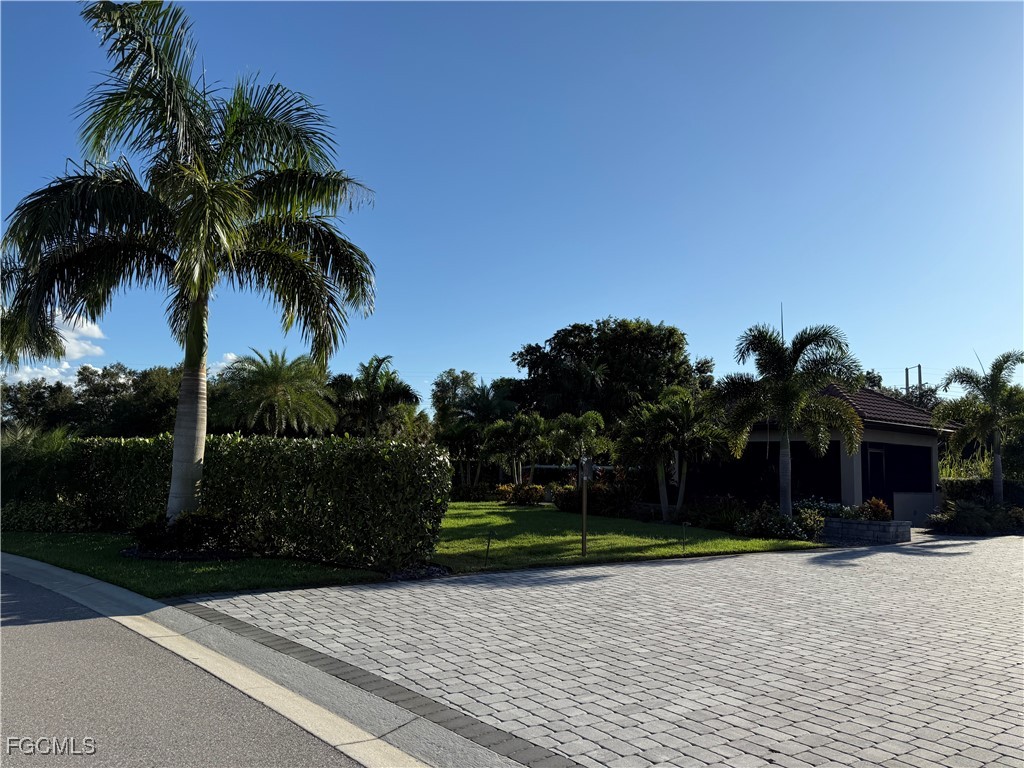 13410 Golden Palms Circle Fort Myers FL 33913 2025010481 image8