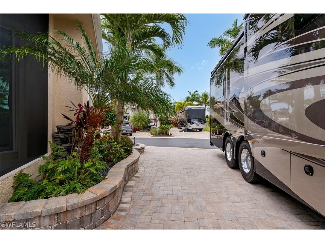 13410 Snook Circle Naples FL 34114 226010677 image39