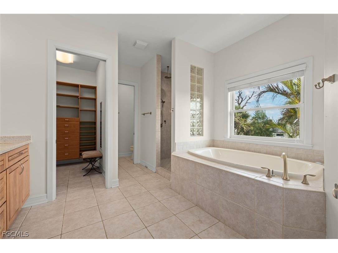 13411 Electron Drive Fort Myers FL 33908 2026008542 image40