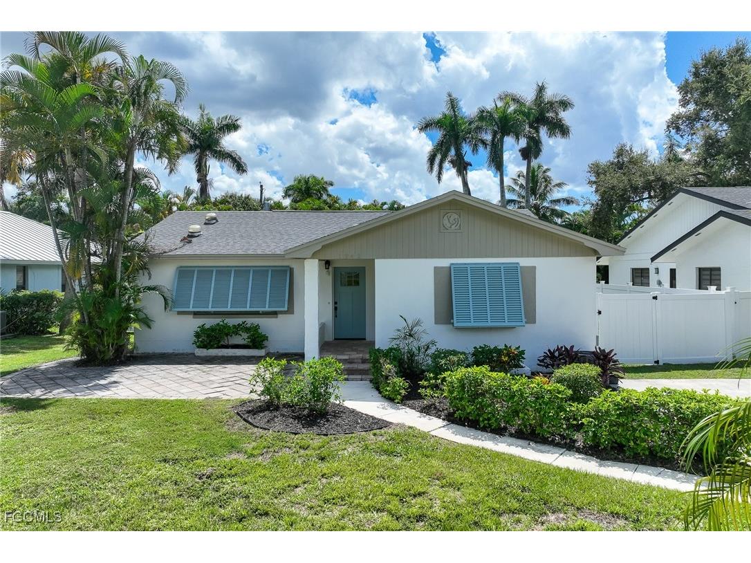1342 Alhambra Drive Fort Myers FL 33901 2025010414 image1