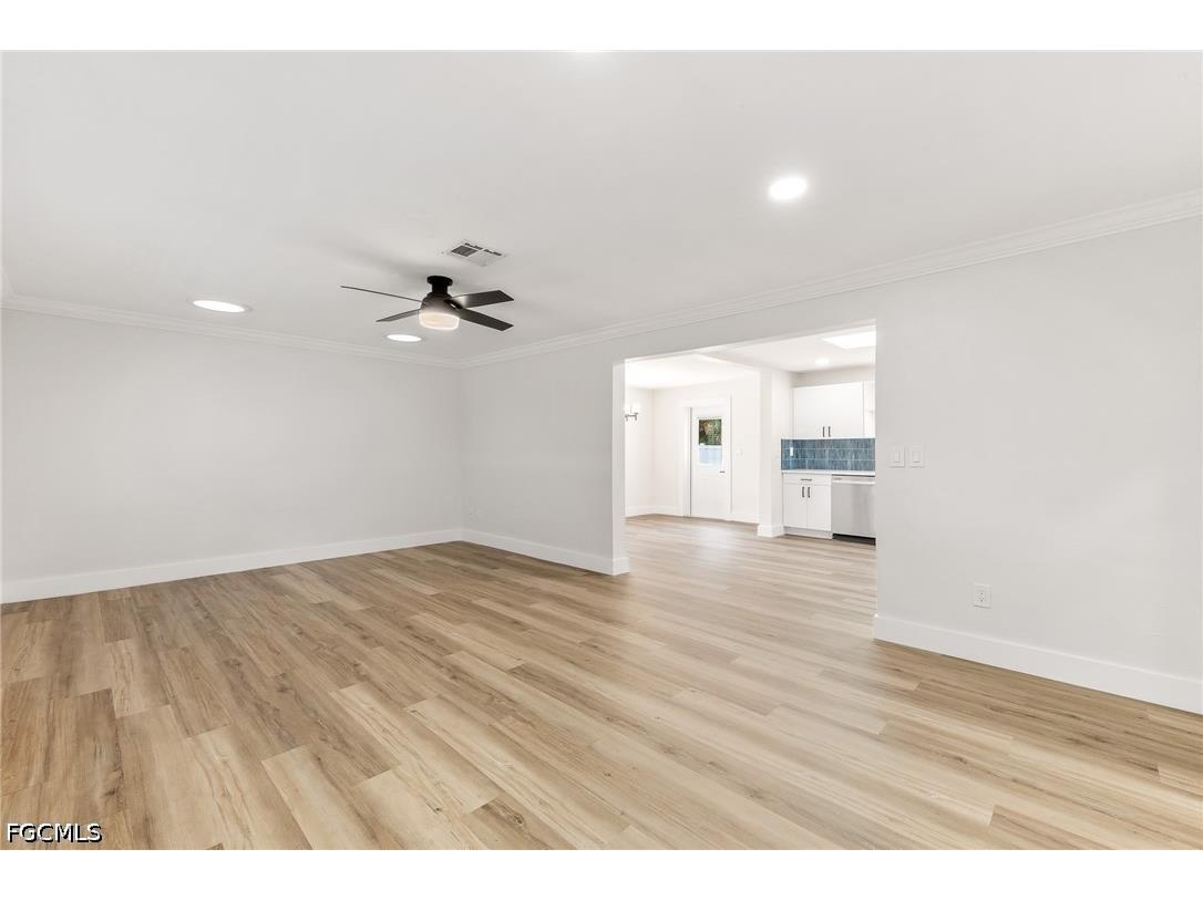 1342 Alhambra Drive Fort Myers FL 33901 2026029449 image6
