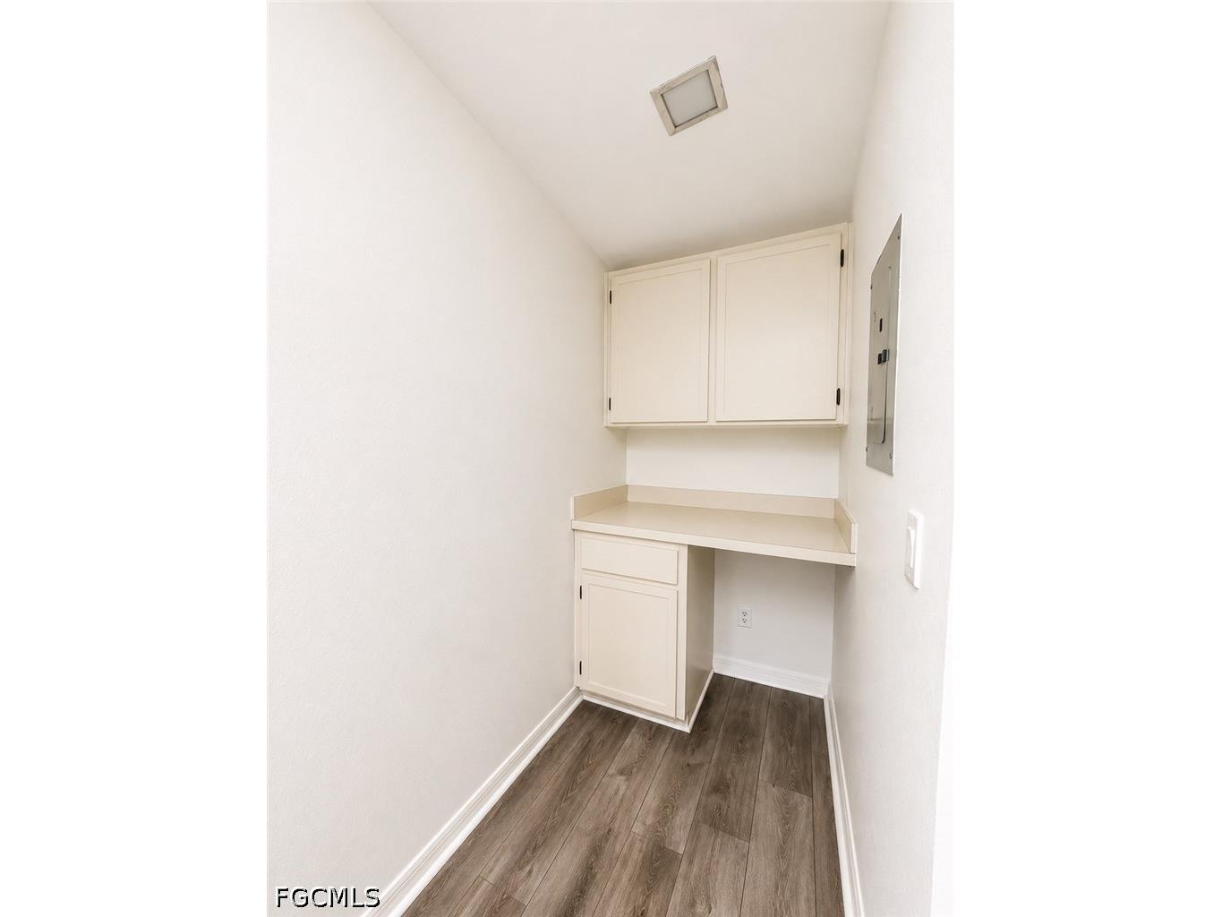 1342 Colonial Boulevard #C24 Fort Myers FL 33907 2026021208 image8