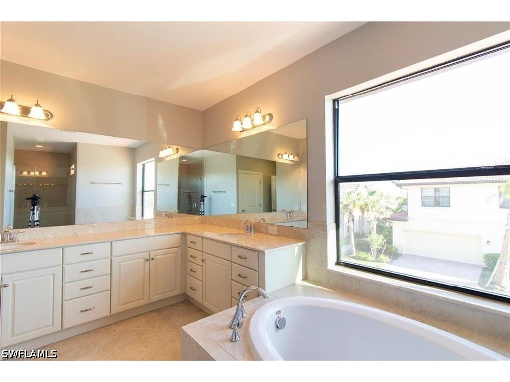 1342 Kendari Terrace Naples FL 34113 226021241 image21
