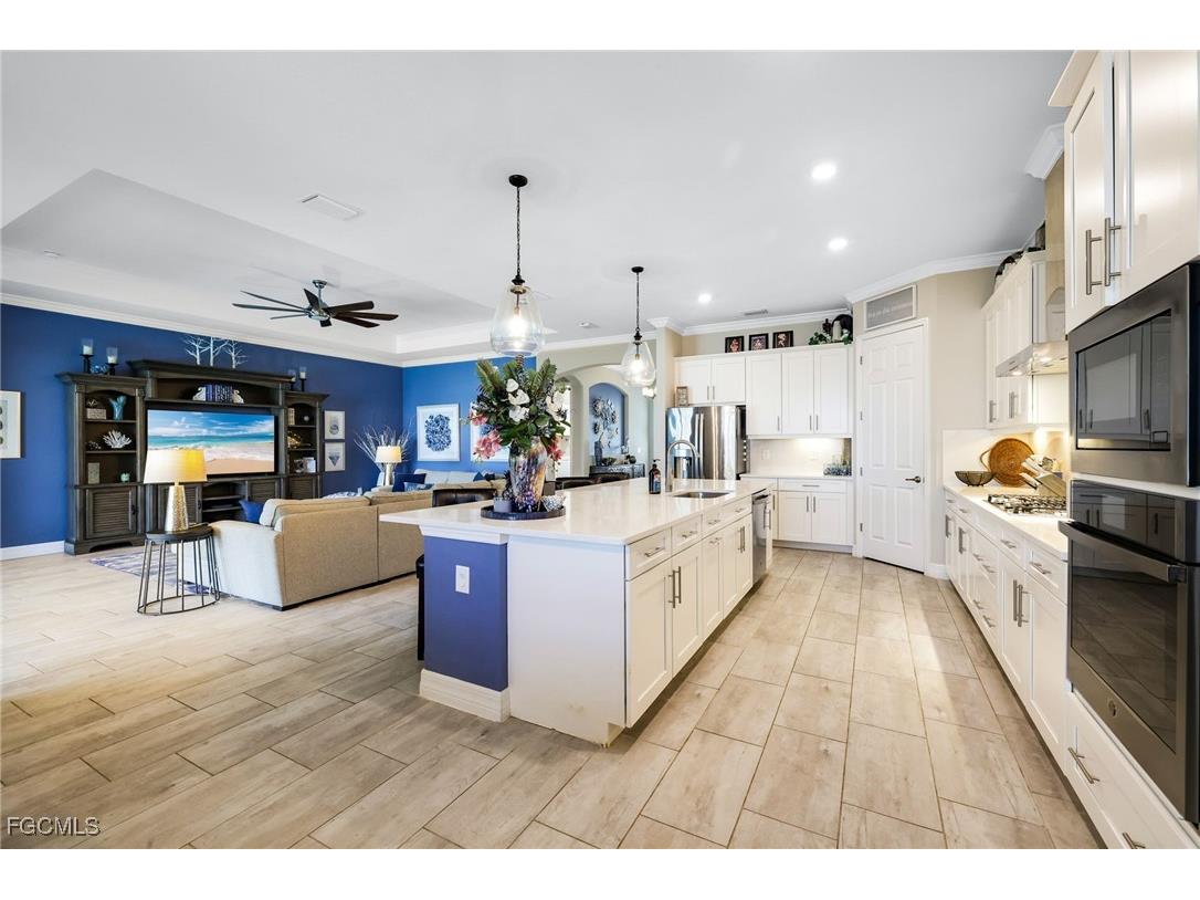 13424 Blue Bay Circle Fort Myers FL 33913 2025021094 image10